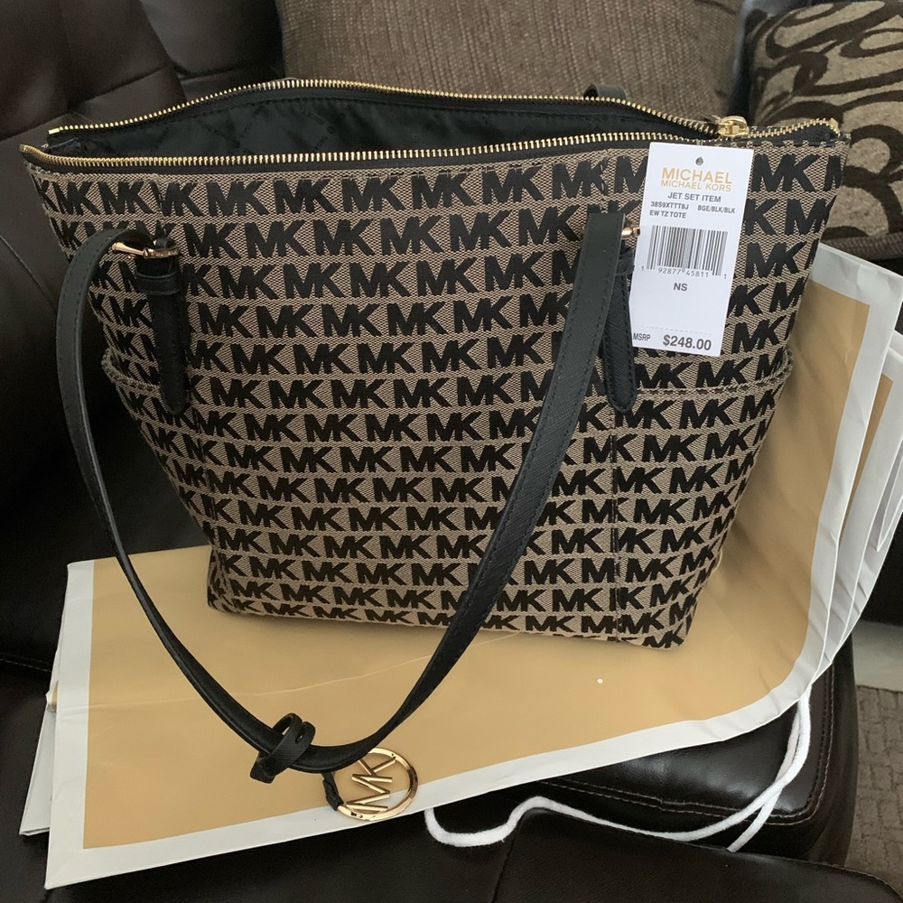 Michael Kors Jet Set Tote NWT